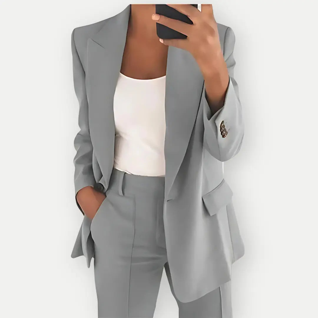 Women's Blazer and Trouser Set – Tailored Suit for Office and Events