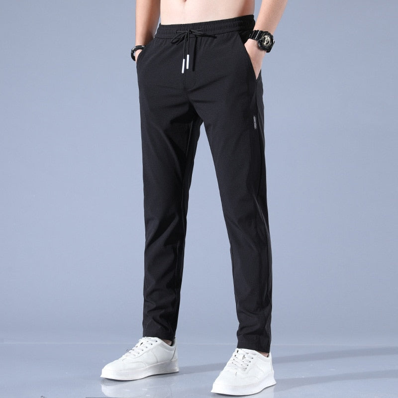 Men's Jogger Trousers – Slim Tapered Fit with Drawstring and Breathable Fabric