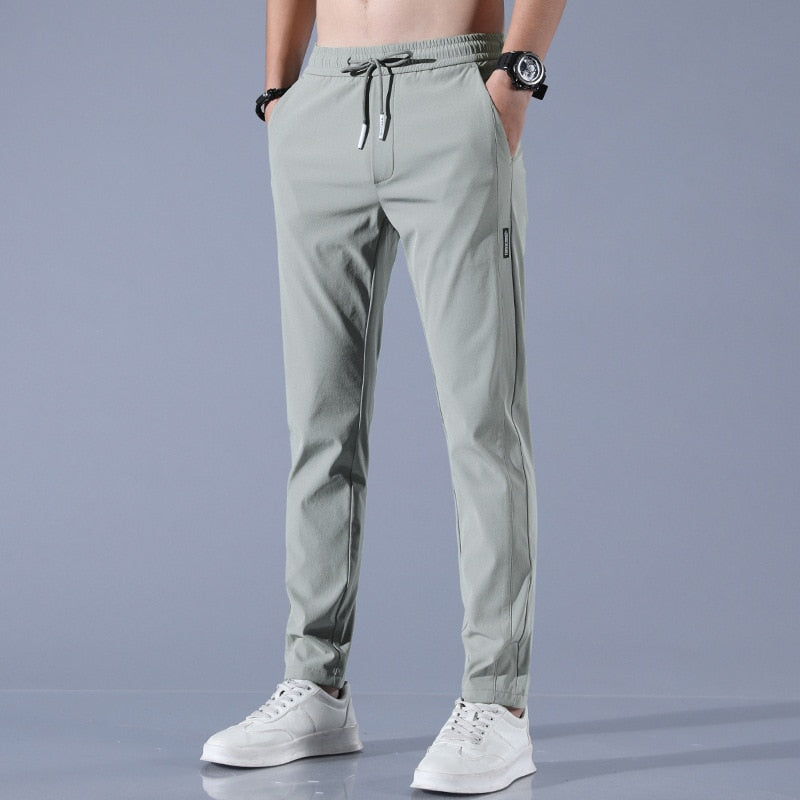 Men's Jogger Trousers – Slim Tapered Fit with Drawstring and Breathable Fabric